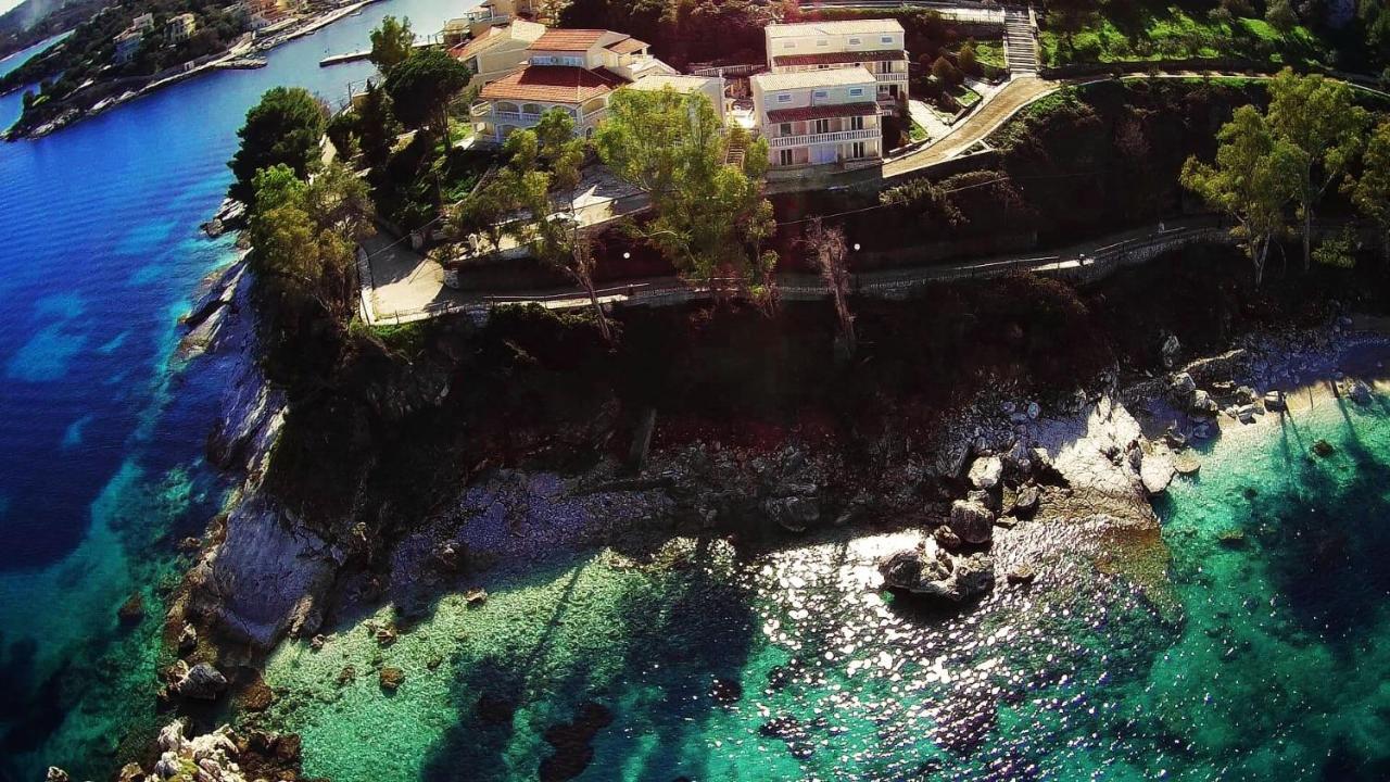 Kassiopi Bay Apartment Bagian luar foto